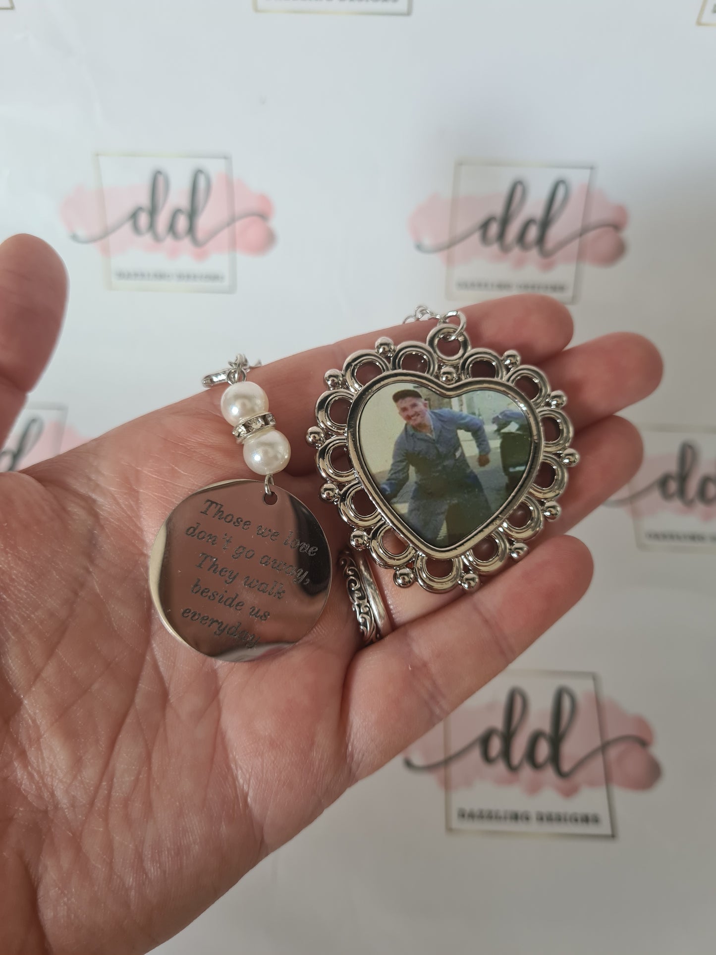 Wedding bouquet charm