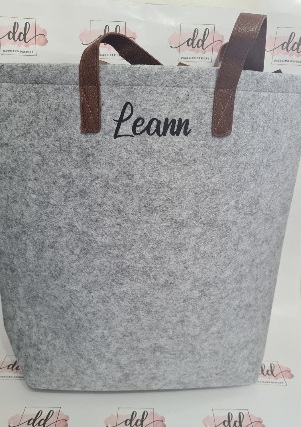 Felt tote bag